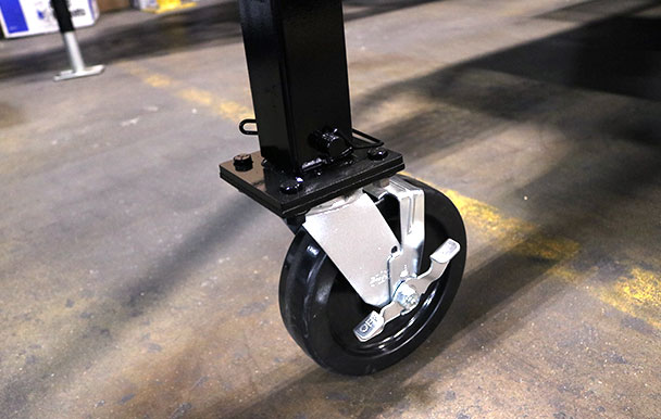 jack leg with swivel caster wheel