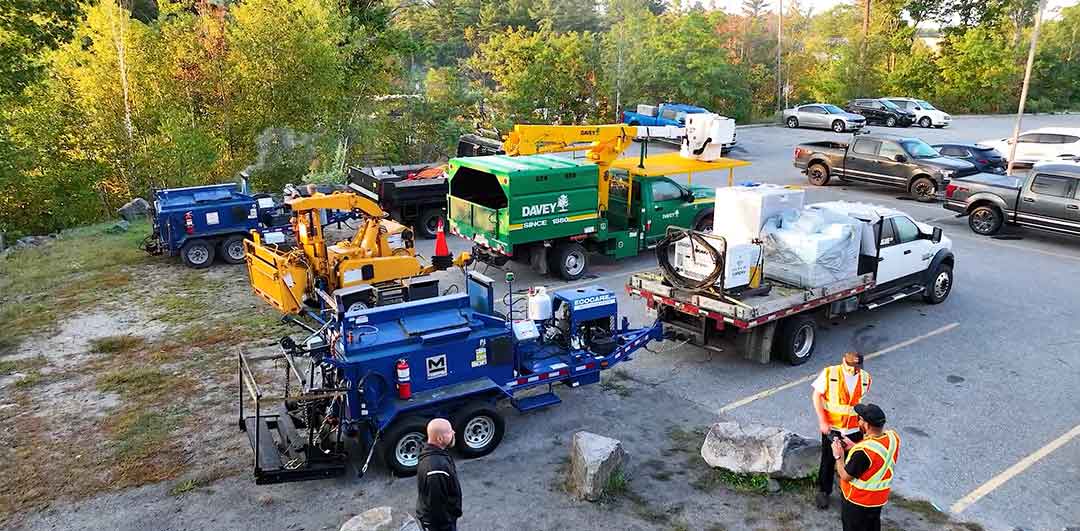 Ecocare stationed in a parking lot at Seguin county preparing to do a job