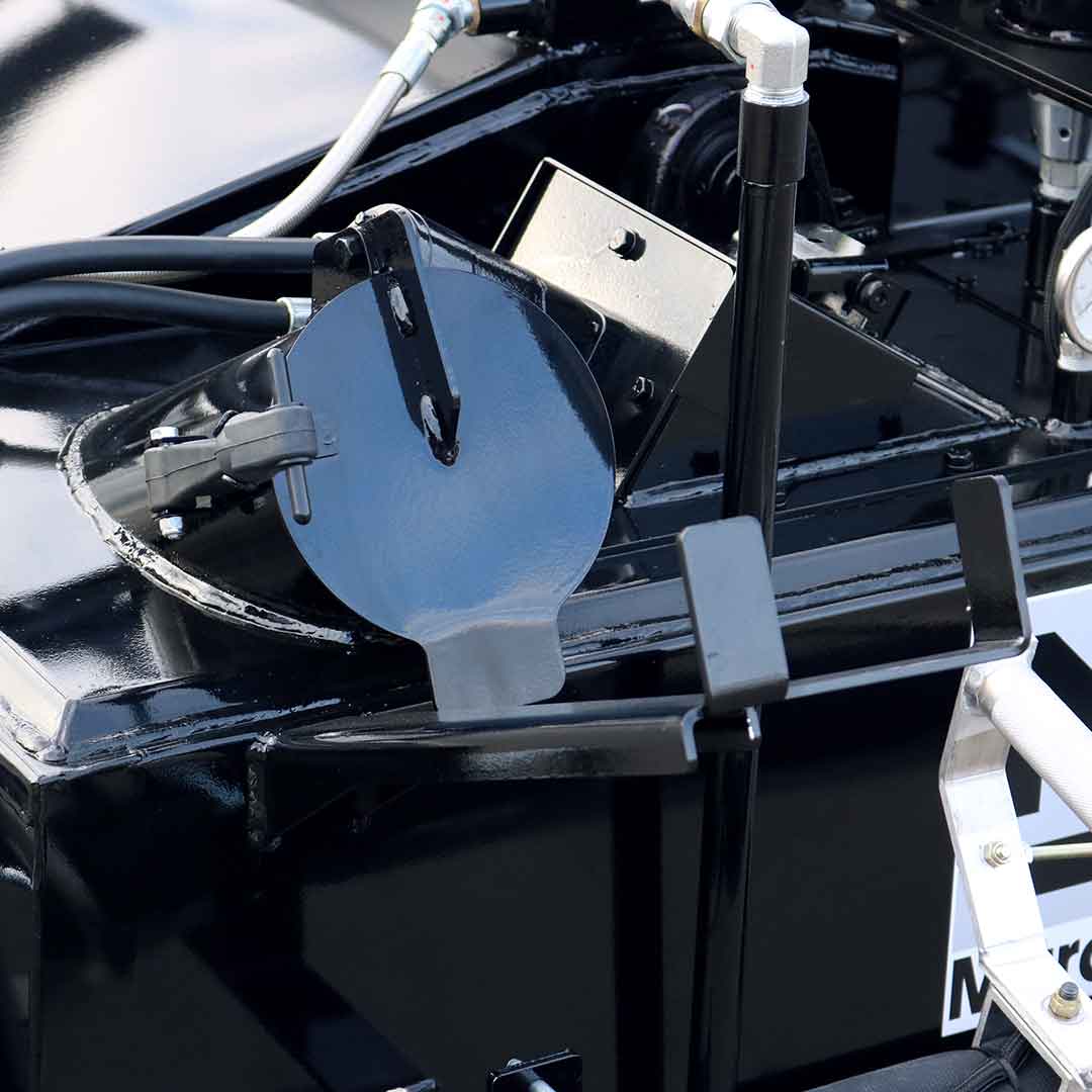 rear recirculation port for quicker start-up and material recirculation
