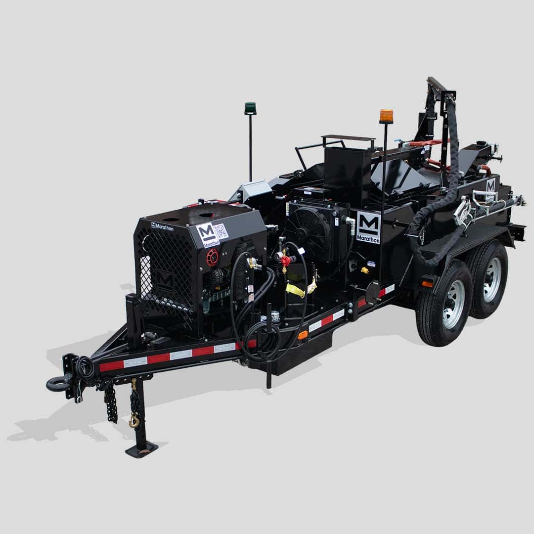 KERA270BRE-EP 270 gallon trailer-mounted oil-jacketed kettle with electrically-heated hose